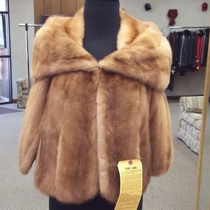 Natural Autumn Haze Female Mink Fur Cape